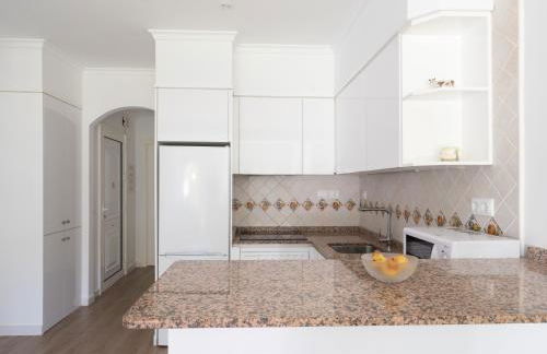 HOUSE IN PRIVATE URBANIZATION - Photo 7