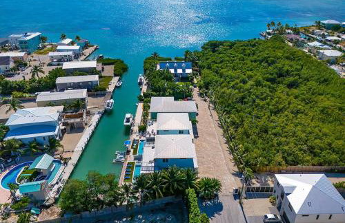 Casa Playa- Luxury Pool Home, 36' Dock - Foto 72