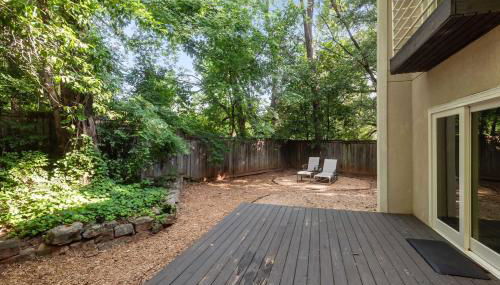 Off the Grid - Photo 4