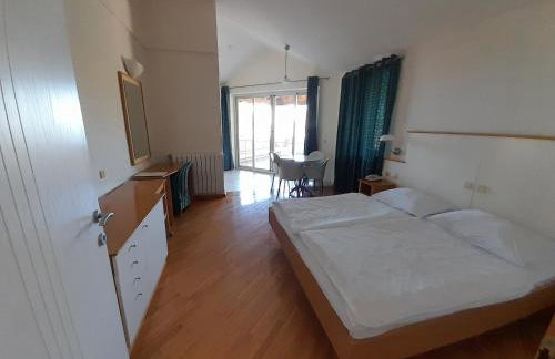 Aparthotel Plat - Foto 17