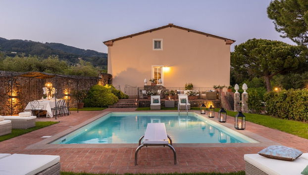 Fattoria Camigliano, Luxury Farmhouse with Pool inside a Wine Estate - Foto 2, Habitación