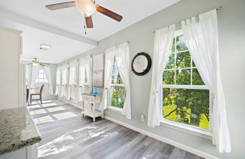 Stunning bayfront home with spacious deck and incredible Galveston Bay views - Foto 24