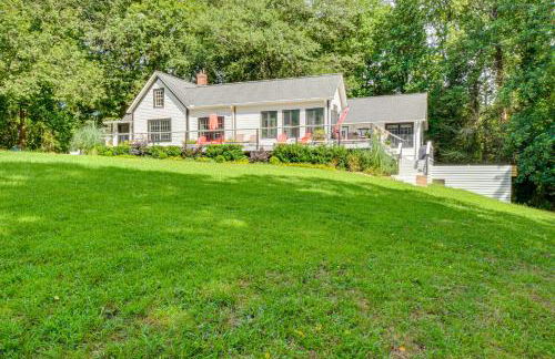 30 Acres and Pond North Georgia Mtn Farmhouse - Foto 34