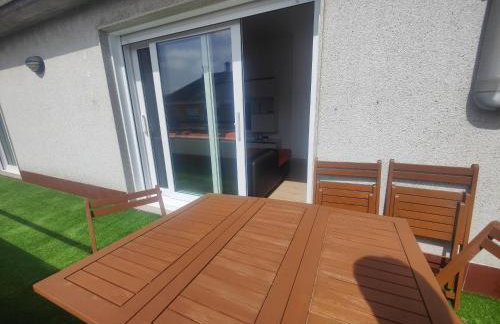 Ático espacioso en zona céntrica - Foto 8