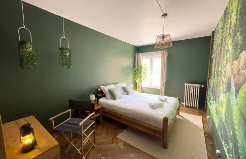 Jungle Urbain- Sauna - Ciné - Hamac - Hyper centre - Foto 27