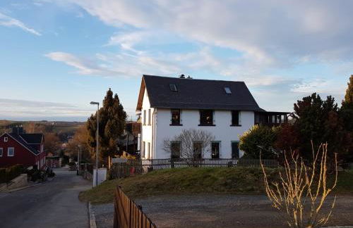 Familienfreundliche Ferienwohnung Erzgebirge - Foto 1