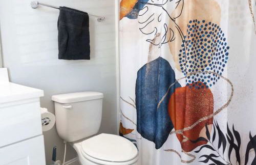 4 Minutes to UNC - 7 Minutes to Carrboro - En-Suite Bathrooms - Foto 32