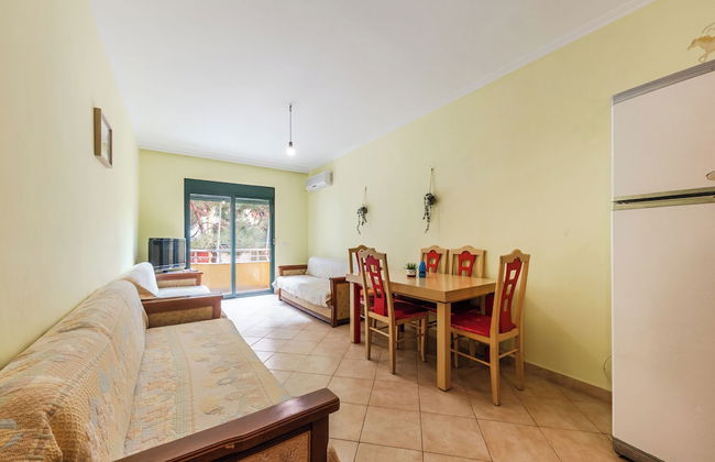 Cozy Seaside Comfort - Photo 15