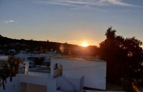 Lux house with outdoor jacuzzi and sea view in Santorini - Foto 37