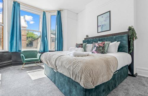 Contractor Stay - Newport Sleeps 5 with Wi-Fi - Foto 2