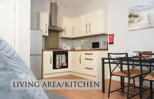 Modern City Centre Apartment in Central Hub - Foto 27
