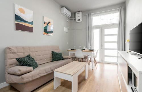 Charming Lucero - Foto 39