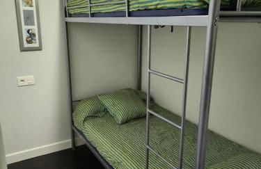 Apartamento de playa familiar, piscina y garaje. - Foto 12