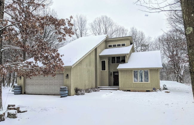 Mountain Hideout by Avantstay Game Room + Deck - Foto 59