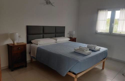 Bilocale in residence vista lago con piscina - Foto 21