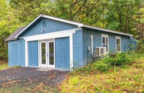 Hidden Hollow 3BD Cabin - Hot Tub, Wifi, Game Room, Fire Pit - Foto 30