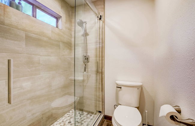 Singing Pines in Marla Bay - Walk to Lake! - Foto 21