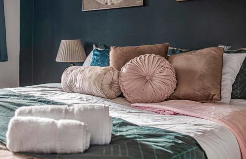 3 Bed Rest Home Middleton M24 Sleeps 8 - Foto 14