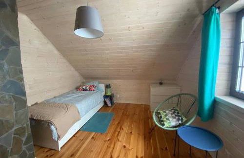 Górskie Formy - drewniany dom w górach z balią - Foto 16