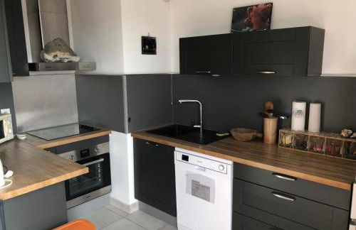 Appartement a proximité du centre et de la Plage a Meze - Foto 5