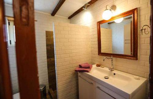 Kaldi's Traditional House - Photo 20