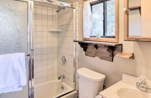 Idyllic Frazier Park Cabin Views, Pool Table - Foto 17