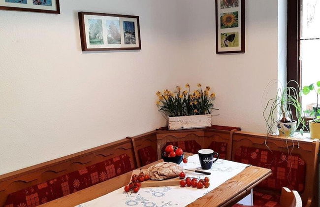 Quiet Holiday Home With Terrace - Foto 13