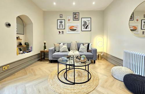 Newly Renovated Gem - Free Parking & Modern Comfort - Foto 15