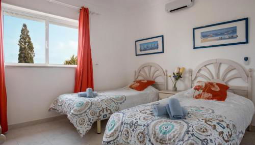 Ariana Apartment - Photo 5