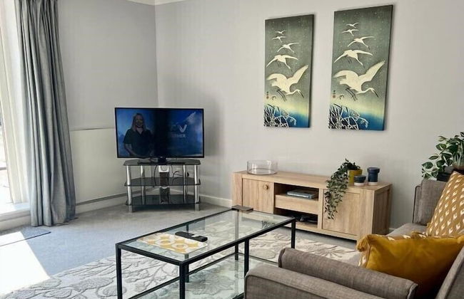 Sunny 2-Bedroom flat in Hoddesdon - Foto 10