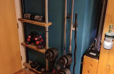 Unique Penthouse with Home Cinema, Panoramic Views & Eco-Chic Design - Foto 11