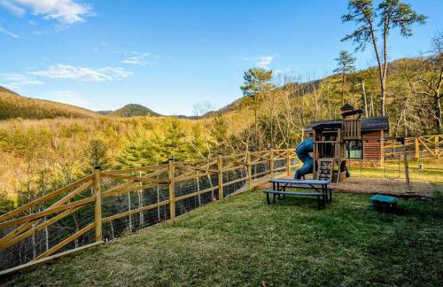 Luxury A Frame 5BR Hot Tub & Mountain Views - Foto 56