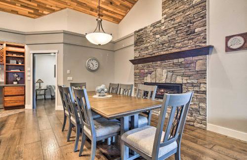 Mendenhall Valley Escape with Furnished Deck! - Foto 16