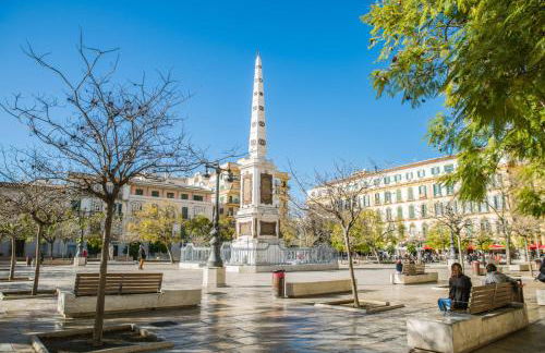 Two Bedroom Apartment in Málaga Center with Views - Photo 14