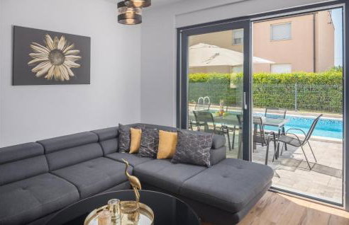 Nice Apartment In Radmani - Photo 15