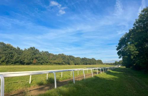 Cozy Maisonette in Langley Vale - Photo 24