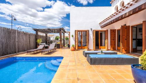 Villa with sunny private pool in golf resort - child friendly! - Foto 3, sunbed