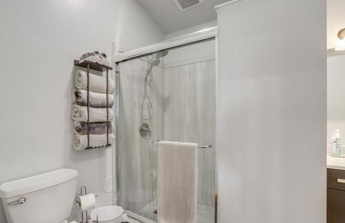 Walk to Lake Erie Spacious Home in Sandusky! - Foto 15