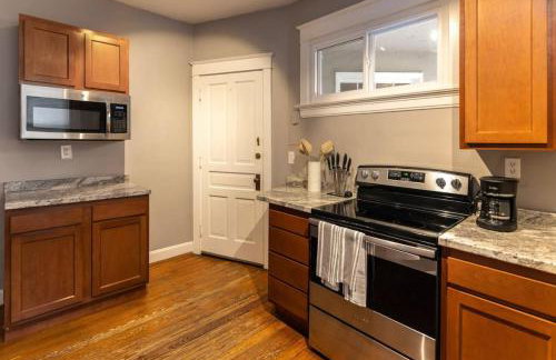 Hyde Park Comfort Near Rookwood - Photo 2