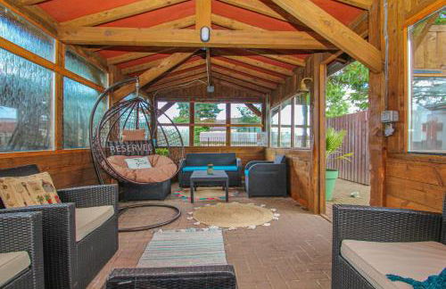 Lavish 2 bed sleeps 5 near Lanark - Photo 45