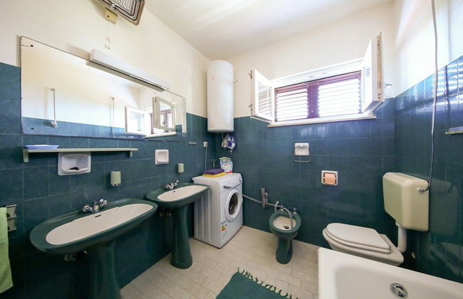 Apartment Markulin / Four Bedrooms A1 - Photo 18