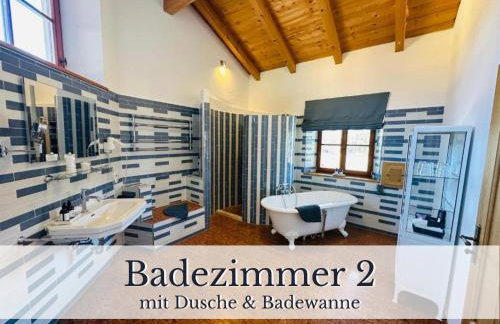 VILLA SEEBERG - by "Schloss Gessenberg" luxurious vacation home with lake and mountain views, suitable for families and friends - Photo 16