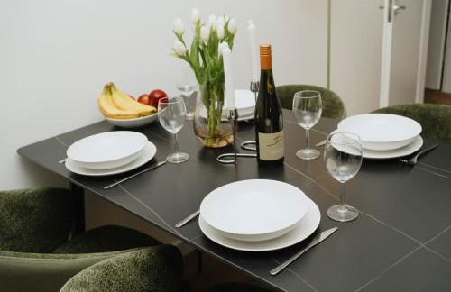 Homely Berlin - Familien & Gruppen, Eigener Eingang, Top Anbindung - Foto 23