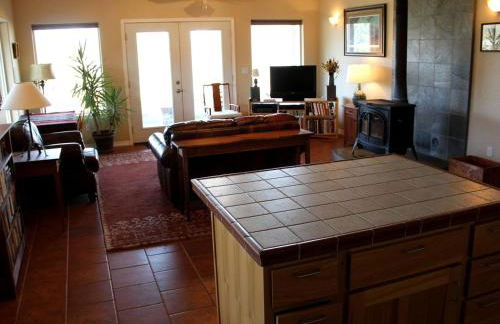 Secluded Cottage Rental on 305-Acre Ranch in Stevens County, Washington - Foto 3