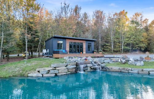 Tiny House on a Waterfall at Private Tiny Lake - Foto 23