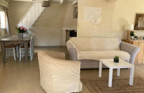 Maison ensoleillée au milieu des pins entre Marseille et Cassis - Foto 8