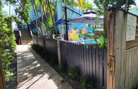 Two Duval Street Suites w parking and pool - Foto 22