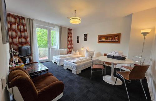 M M Central Apartments - Free Parking - Vintage Style - Photo 1