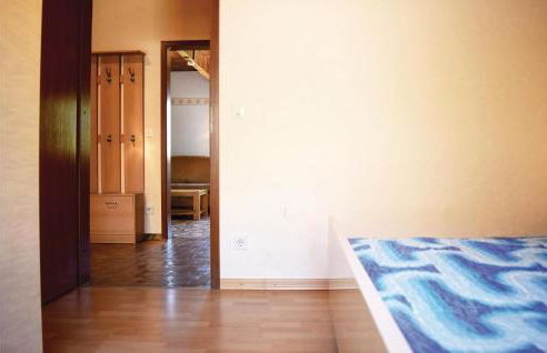 2 Bedroom Nice Home In Sellerich - Foto 11