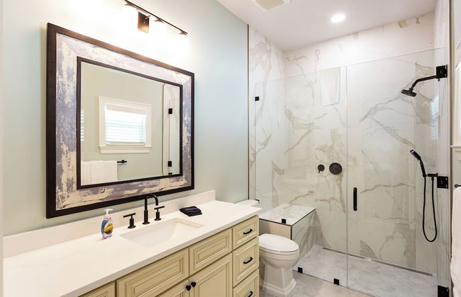 Imola: Newly Remodeled Pool Home Minutes from Vanderbilt Beach. Family-Friendly Retreat with 4 BR, 3.5 Bathrooms, and Private Screened Pool. Perfect Location Near Mercato and Naples Attractions - Foto 43